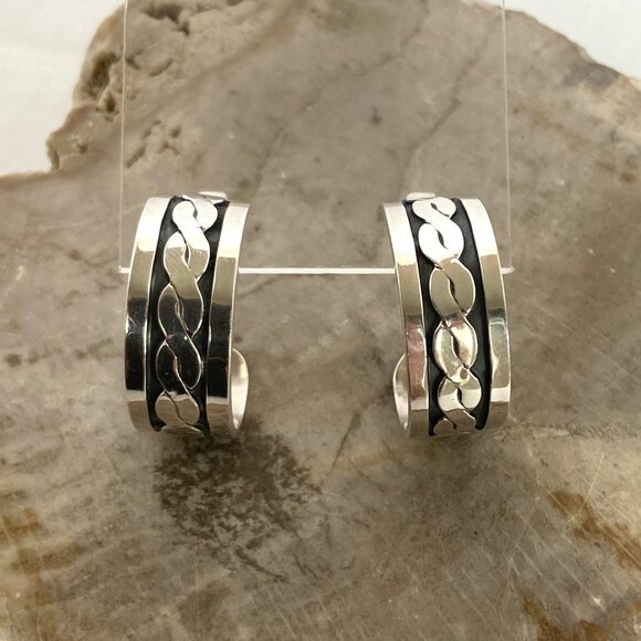 VTG Sterling Silver 925 Taxco Mexico Infinity 10MM Wide 1" Hoop Earrings - Picture 1 of 16